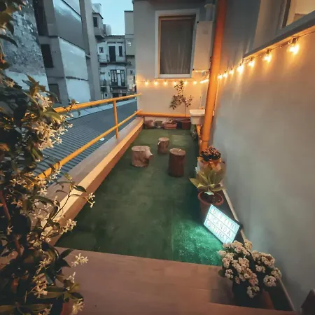 Pensión Lucky Inn, La Della Fortuna *