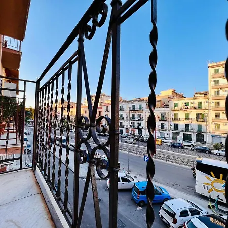 Lucky Inn, La Della Fortuna Guest house