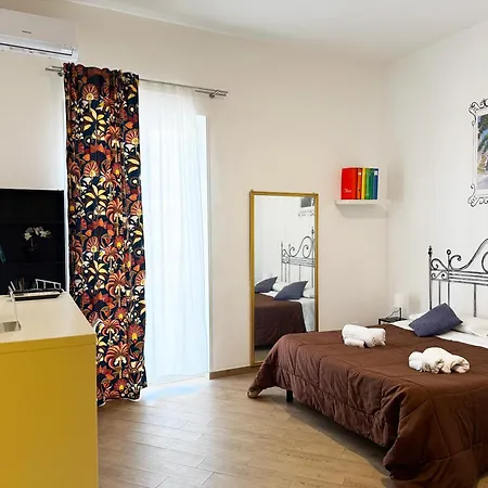 Pensión Lucky Inn, La Della Fortuna Palermo